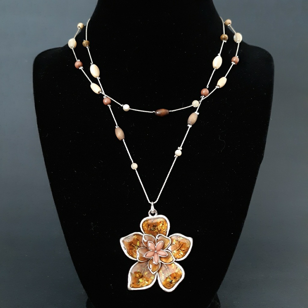 Double stranded silvertone necklace